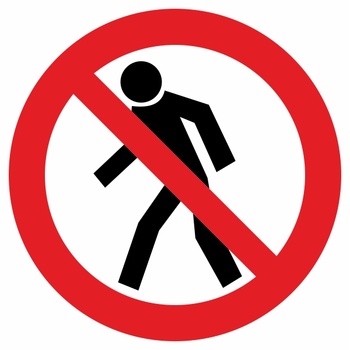 Р03 проход запрещен (пластик, 300х300 мм) - Знаки безопасности - Знаки и таблички для строительных площадок - магазин "Охрана труда и Техника безопасности"